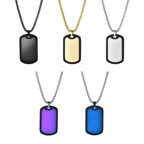 Collana con ciondolo targhetta